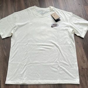 Nike Cream Short Sleeve Tee